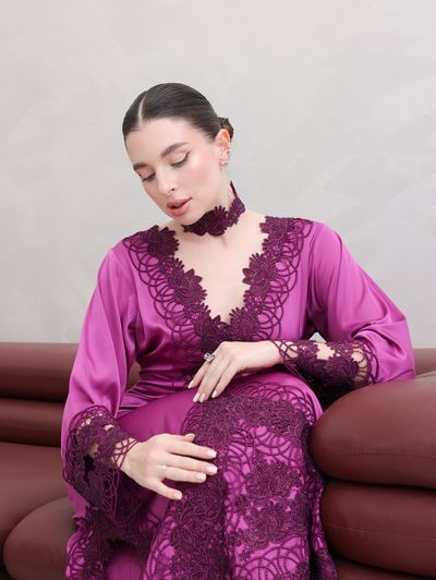 Fuchsia Lace-appliqué Abaya - Image 9