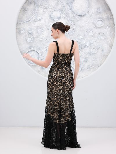Solid Black Guipure Lace Abaya - Image 3