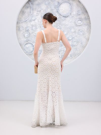 White Guipure Lace Abaya - Image 3